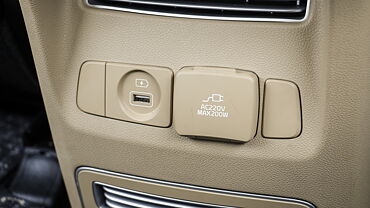 Kia Carnival [2020-2023] Second Row Charging Point