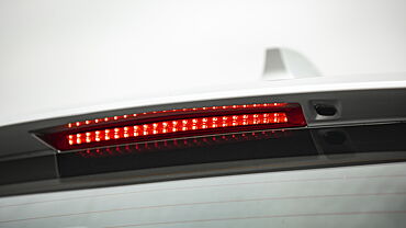 Mahindra XUV700 Rear High Mounted Stop Lamp