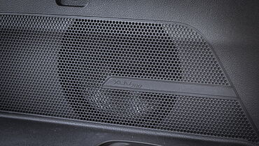 Mahindra XUV700 Rear Speakers