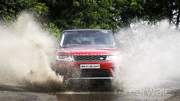 Land Rover Range Rover Sport [2018-2022] Action