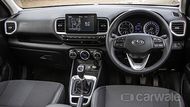 Hyundai Venue [2019-2022] Dashboard Steering Wheel Music System Gear-Lever