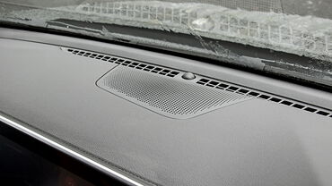 MG Gloster [2020-2022] Central Dashboard - Top Storage/Speaker