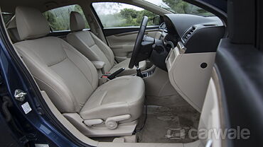 Maruti Suzuki Ciaz Front-Seats