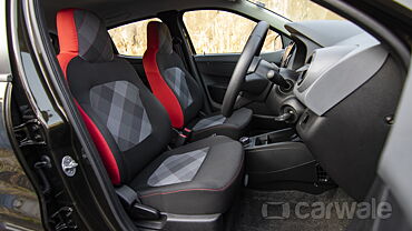 Discontinued Renault Kwid 2019 Front-Seats