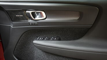 Discontinued Volvo XC40 2018 Interior