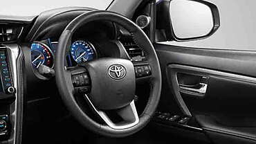 Toyota Fortuner Steering Adjustment Lever/Controller