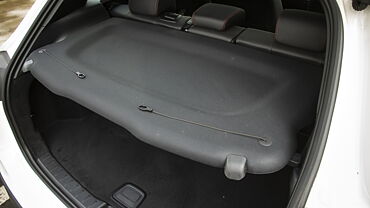 Discontinued Mercedes-Benz GLA 2021 Bootspace with Parcel Tray/Retractable