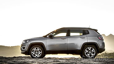 Discontinued Jeep Compass 2017 Left Side View
