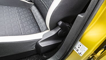 Discontinued Volkswagen Taigun 2021 Seat Adjustment Manual for Front Passenger