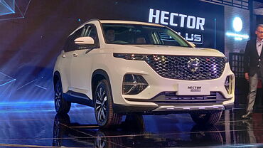 Discontinued MG Hector Plus 2020 Front View