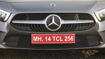 Discontinued Mercedes-Benz A-Class Limousine 2021 Grille