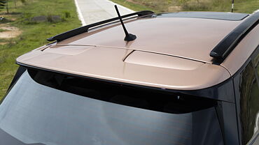 Mahindra XUV400 Car Roof