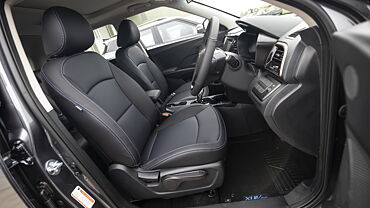 Mahindra XUV400 Front Row Seats