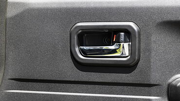 Maruti Suzuki Jimny Front Right Door Pad Handle
