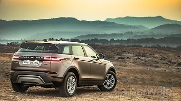 Range Rover Evoque Boot Space Image, Range Rover Evoque Photos in India ...