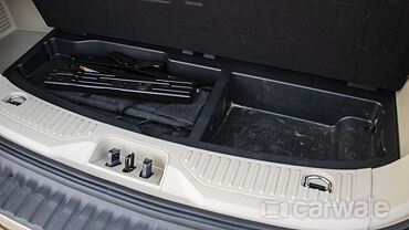 Ford Endeavour Boot Space
