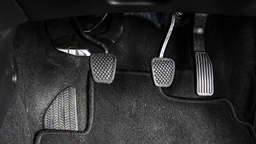 Honda WR-V Pedals/Foot Controls