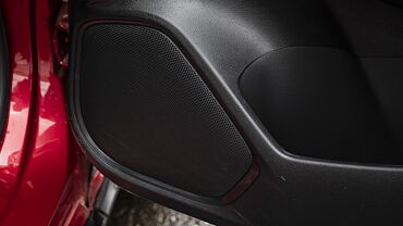 Honda WR-V Rear Speakers