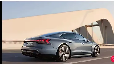 ऑडी ई-ट्रोन जीटी राइट रियर थ्री क्वार्टर