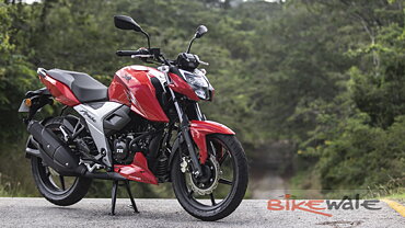 Tvs Apache Rtr 160 4v Apache Rtr 0 4v Bs6 Prices Increased Bikewale