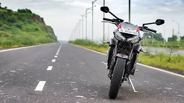 Images of Triumph Street Triple R [2022] | Photos of Street Triple R ...