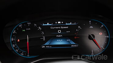 Discontinued MG Hector Plus 2020 Instrument Cluster