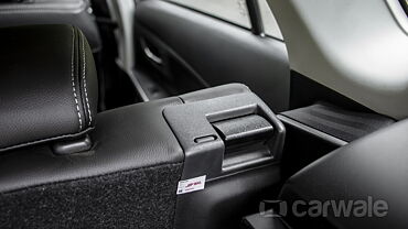 Maruti Suzuki S-Cross 2020 Boot Rear Seat Fold/Unfold Switches