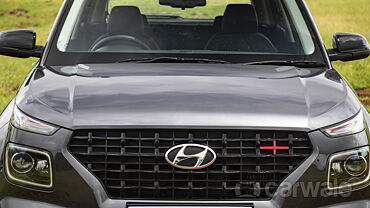 Discontinued Hyundai Venue 2019 Front View