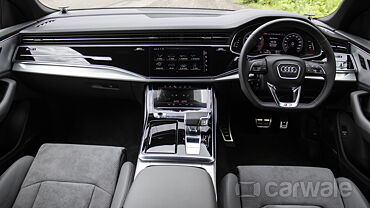 Audi Q8 Dashboard