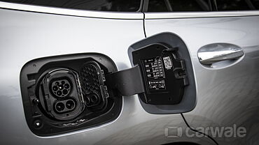 Mercedes-Benz EQC Open Fuel Lid