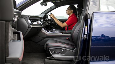 Audi RS Q8 Front Row Seats