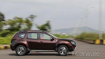 Renault Duster [2020-2022] Right Side View