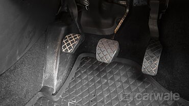 Volkswagen Vento Pedals/Foot Controls