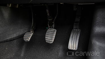 Nissan Kicks Pedals/Foot Controls