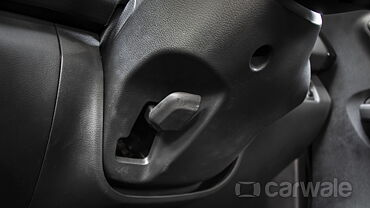 Nissan Magnite Steering Adjustment Lever/Controller