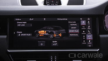 Porsche Cayenne Coupe Infotainment System