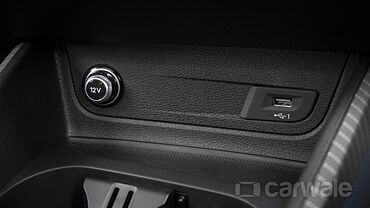 Audi Q2 USB Port/AUX/Power Socket/Wireless Charging