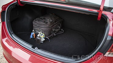 Hyundai Verna [2020-2023] Bootspace