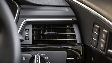 Audi A4 Right Side Air Vents
