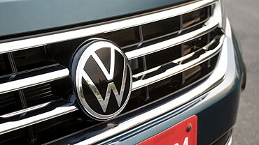 Volkswagen Tiguan Front Logo