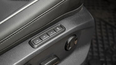 Volkswagen Tiguan Seat Memory Buttons