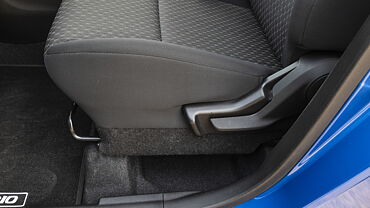 Maruti Suzuki Celerio Seat Adjustment Manual for Front Passenger