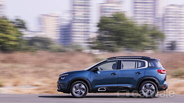 Discontinued Citroen C5 Aircross 2021 Right Side View