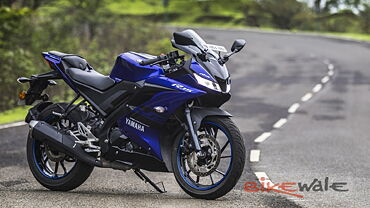 R15 v3 blue deals black