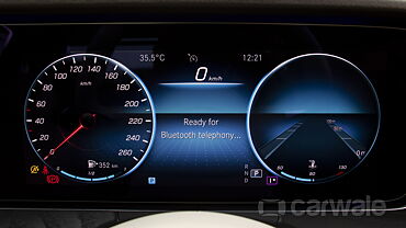 Mercedes-Benz E-Class Head-Up Display (HUD)