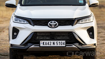 Toyota Fortuner Grille