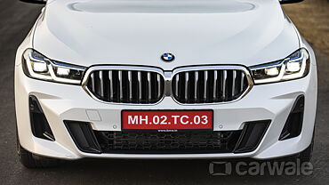 Discontinued BMW 6 Series GT 2018 Front View