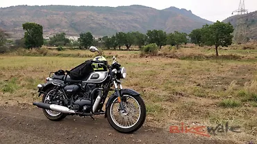 Benelli Imperiale 400 Right Front Three Quarter