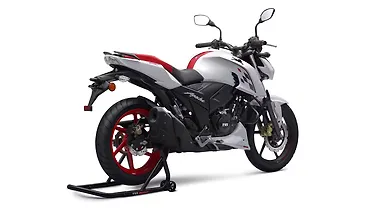 TVS Apache RTR 160 4V Right Rear Three Quarter