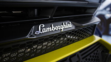 Lamborghini Huracan STO Front Logo
